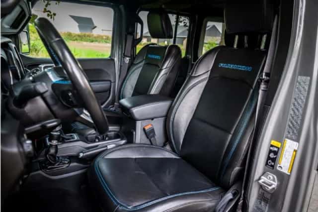 Jeep Wrangler (2022) thumbnail 6