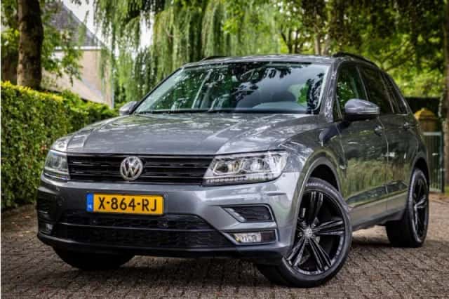 Volkswagen Tiguan (2018) thumbnail 1