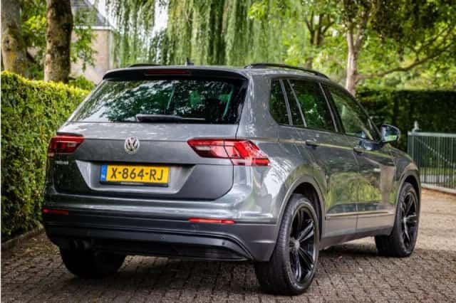 Volkswagen Tiguan (2018) thumbnail 4