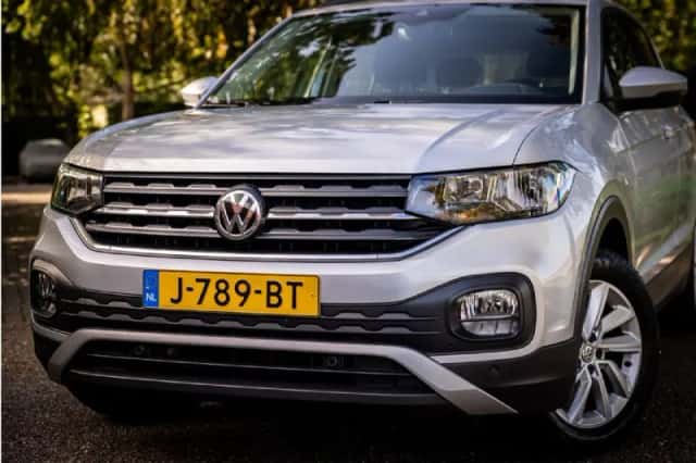 Volkswagen T-Cross (2020) thumbnail 2