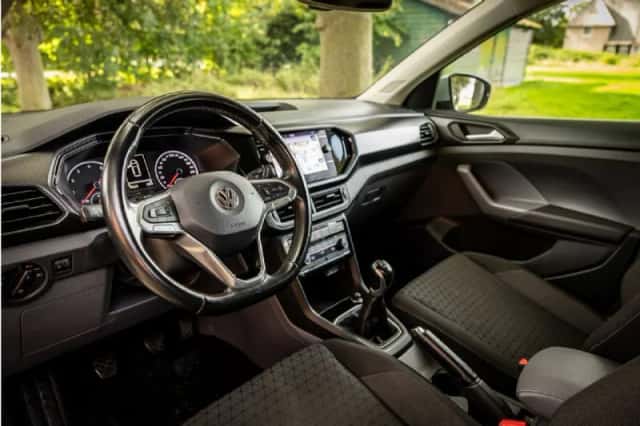 Volkswagen T-Cross (2020) thumbnail 5
