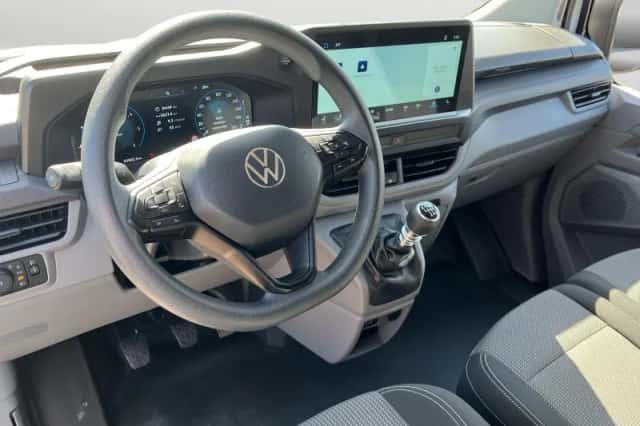 Volkswagen Transporter (2025) thumbnail 5