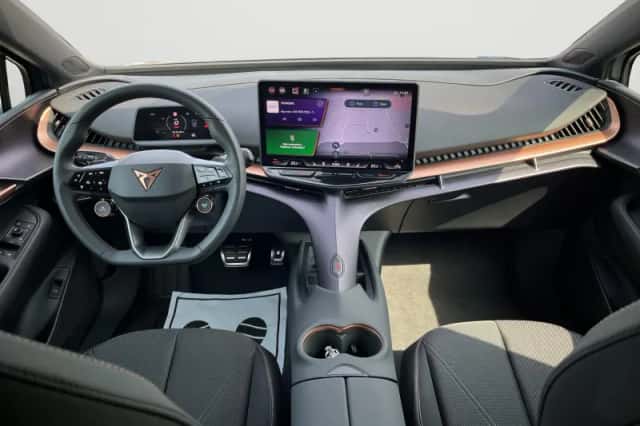 CUPRA Tavascan (2025) thumbnail 6