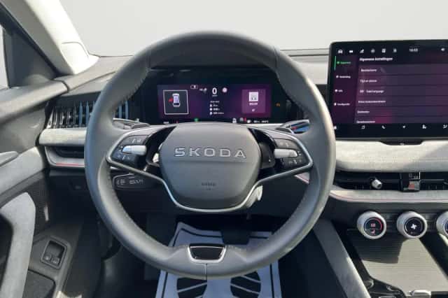 Škoda Superb (2025) thumbnail 6
