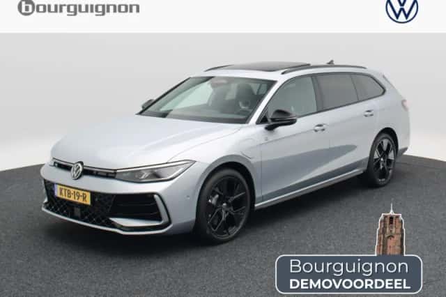 Volkswagen Passat (2026) thumbnail 1