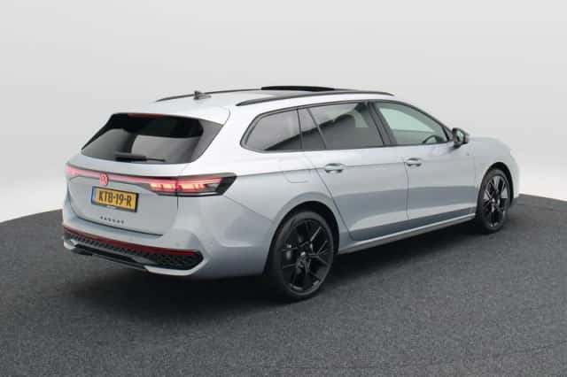 Volkswagen Passat (2026) thumbnail 2