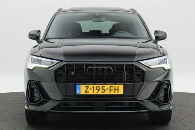 Audi Q3 (2024) thumbnail 5