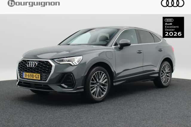 Audi Q3 (2022) thumbnail 1