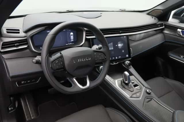 Lynk & Co 01 (2023) thumbnail 4