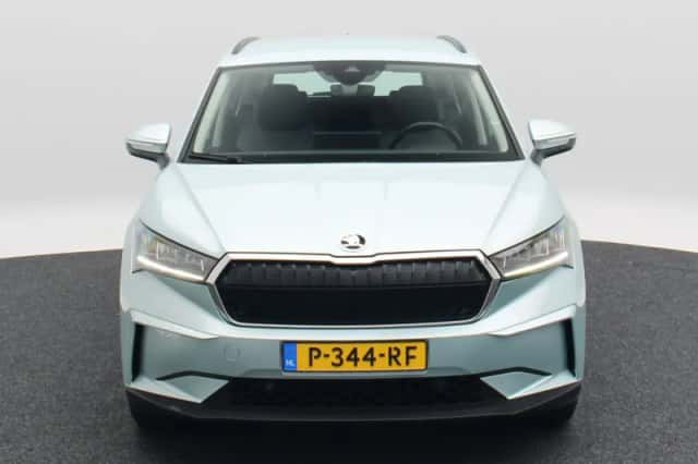 Škoda Enyaq (2022) thumbnail 4
