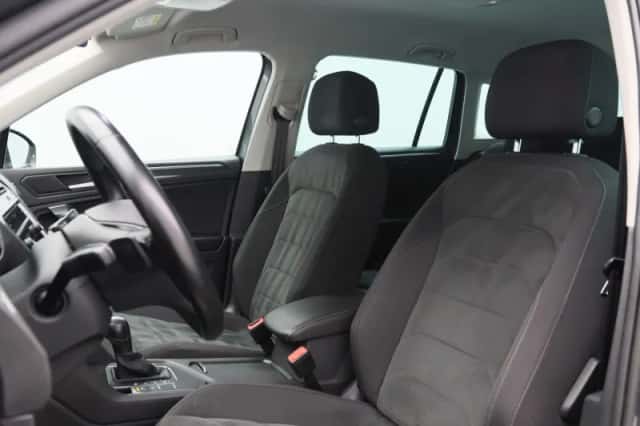 Volkswagen Tiguan (2020) thumbnail 5