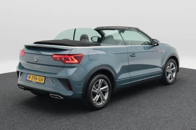 Volkswagen T-Roc (2022) thumbnail 2