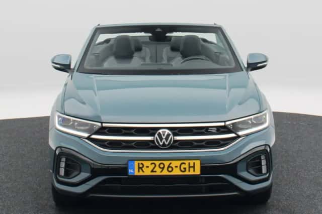Volkswagen T-Roc (2022) thumbnail 4