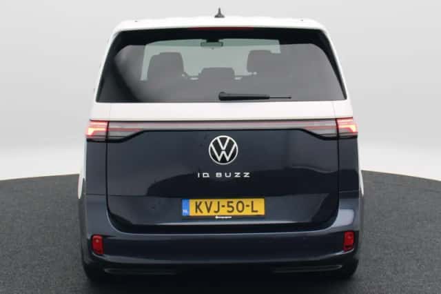 Volkswagen ID. Buzz (2023) thumbnail 6
