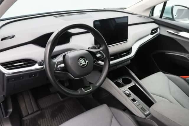 Škoda Enyaq (2021) thumbnail 4