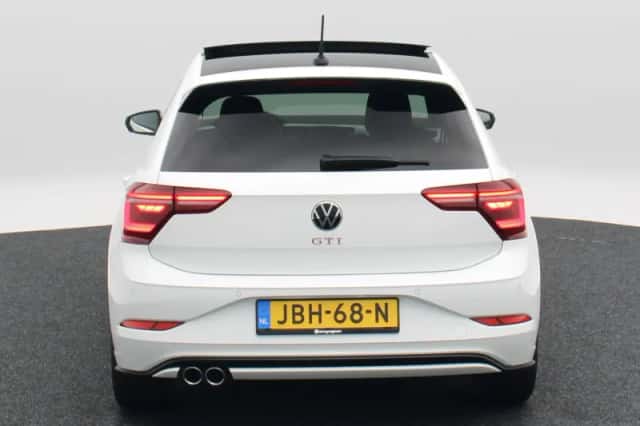 Volkswagen Polo (2023) thumbnail 5