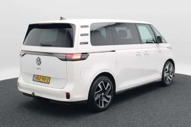 Volkswagen ID. Buzz (2025) thumbnail 3