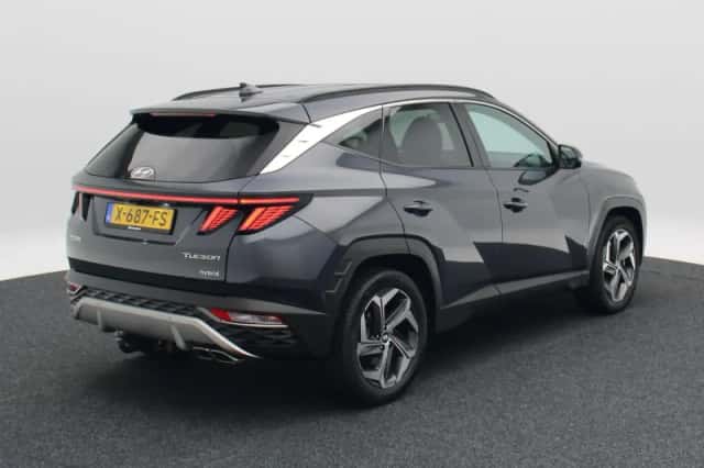 Hyundai Tucson (2023) thumbnail 2