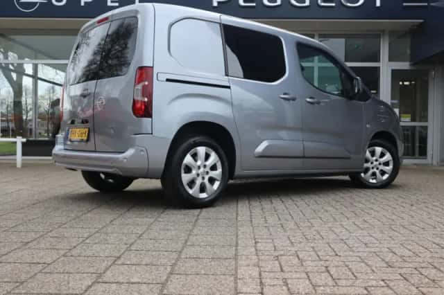 Opel Combo (2020) thumbnail 4