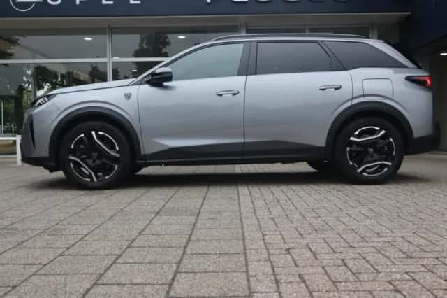 Peugeot 5008 (2025) thumbnail 2