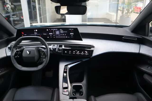 Peugeot 5008 (2025) thumbnail 6