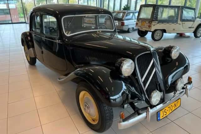 Citroën Traction Avant (1951) thumbnail 1