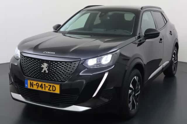 Peugeot 2008 (2021) thumbnail 1