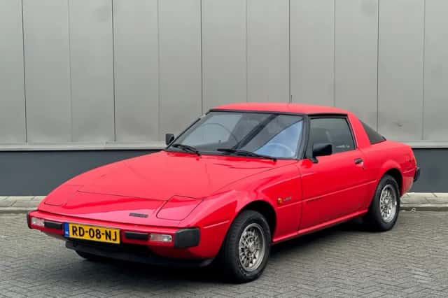 Mazda RX-7 (1980) thumbnail 2