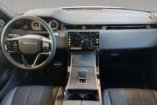 Land Rover Range Rover Evoque (2026) thumbnail 4