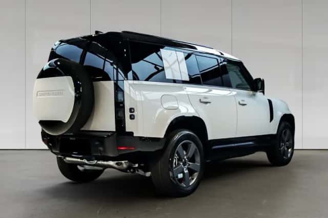 Land Rover Defender (2026) thumbnail 2
