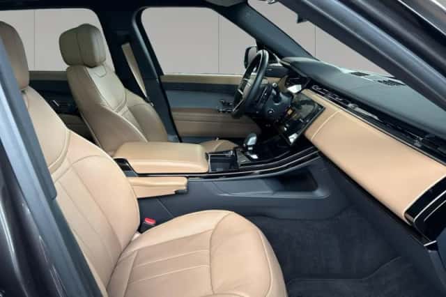 Land Rover Range Rover Sport (2025) thumbnail 3