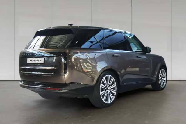 Land Rover Range Rover (2024) thumbnail 2