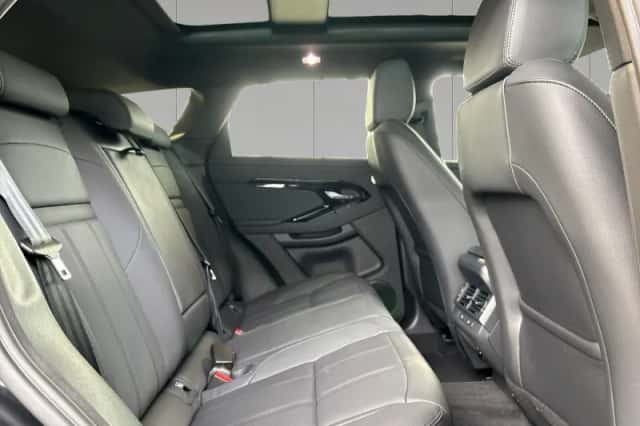 Land Rover Range Rover Evoque (2026) thumbnail 5