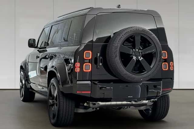 Land Rover Defender (2026) thumbnail 2