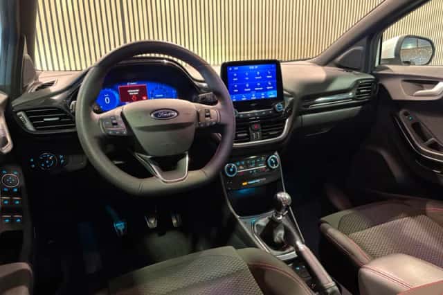 Ford Puma (2021) thumbnail 2