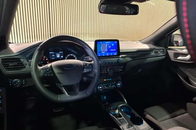 Ford Focus (2020) thumbnail 3