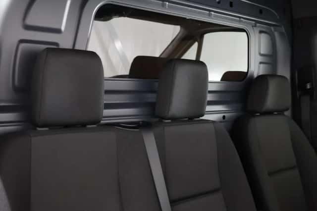 Mercedes-Benz Sprinter (2023) thumbnail 6