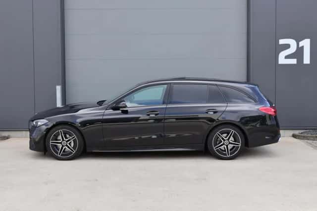 Mercedes-Benz C-Klasse (2023) thumbnail 3