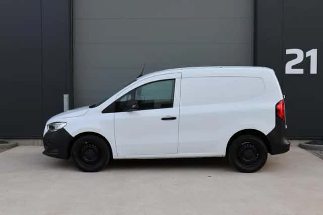 Mercedes-Benz Citan (2023) thumbnail 3