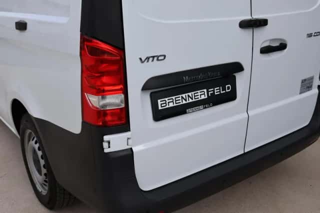 Mercedes-Benz Vito (2023) thumbnail 6