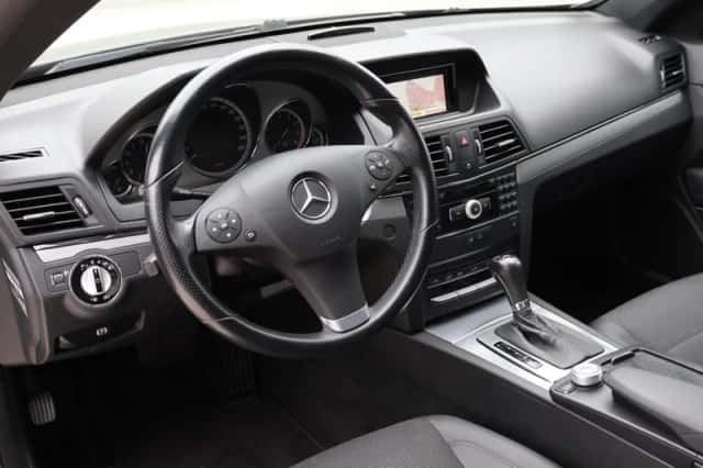 Mercedes-Benz E-Klasse (2009) thumbnail 4