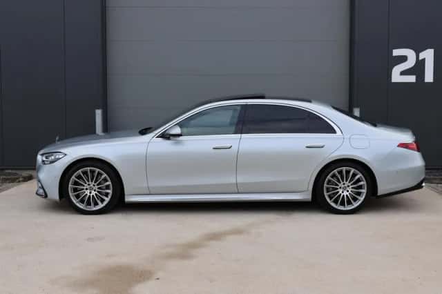 Mercedes-Benz S-Klasse (2023) thumbnail 3