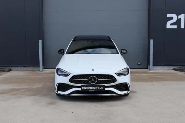 Mercedes-Benz C-Klasse (2025) thumbnail 2