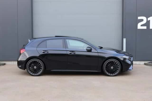 Mercedes-Benz A-Klasse (2025) thumbnail 1