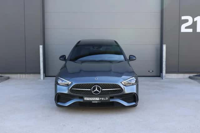 Mercedes-Benz C-Klasse (2024) thumbnail 2