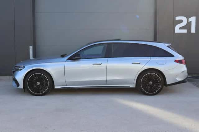 Mercedes-Benz E-Klasse (2024) thumbnail 3