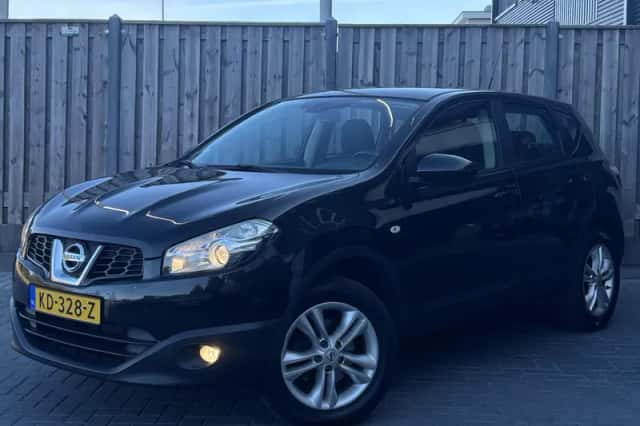 Nissan Qashqai (2010) thumbnail 1