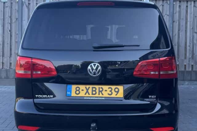 Volkswagen Touran (2014) thumbnail 5