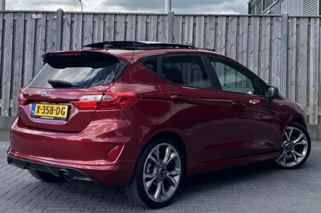 Ford Fiesta (2018) thumbnail 3
