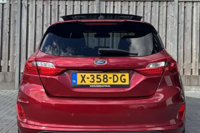 Ford Fiesta (2018) thumbnail 5